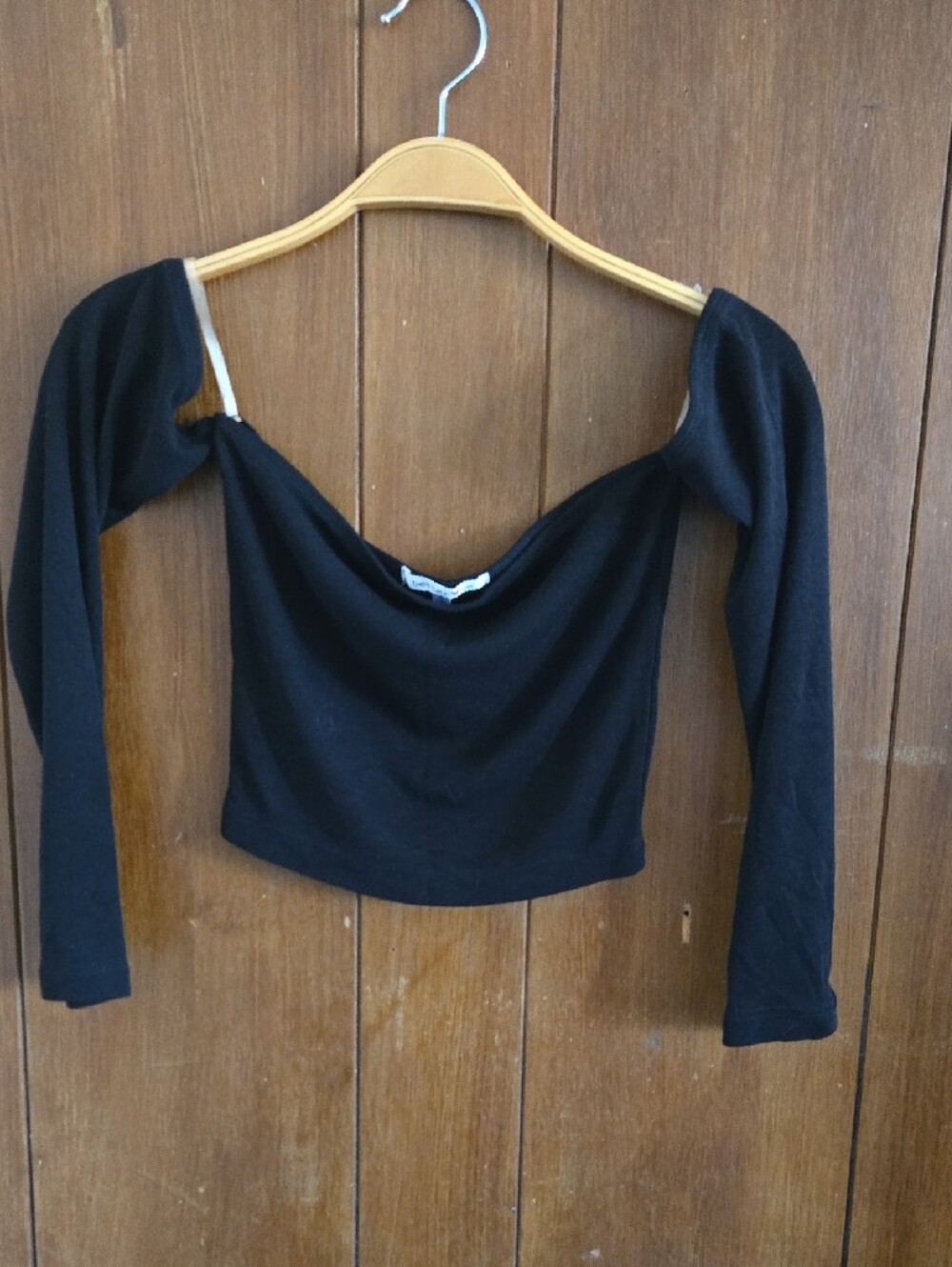 Better Be Black Off-Shoulder Long-Sleeve Crop Top